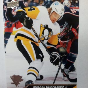 2023-24 UD Series 1 Mikael Granlund