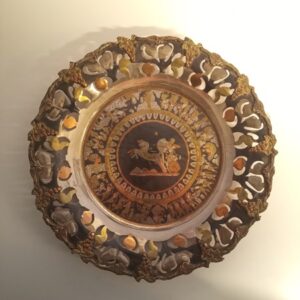 Metallinen koriste-lautanen/taulu, Egypti kuvio (K)