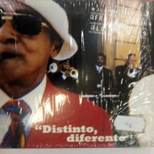 CD Juan de Marcos Distinto, diferente