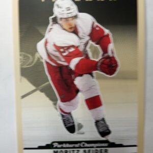 2022-2023 UD Parkhurst Champions Veteran Moritz Seider