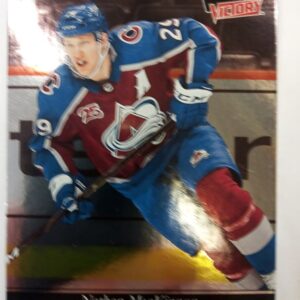 2020-2021 UD Ultimate Victory Nathan MacKinnon