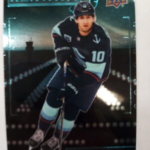 2022-23 Upper Deck Allure Runways Matty Beniers