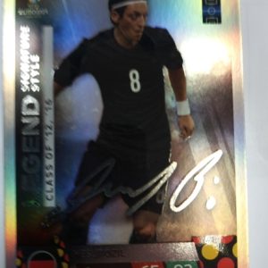 2023-24 topps MatchAttaX Legend Signature Style Mesut Özil