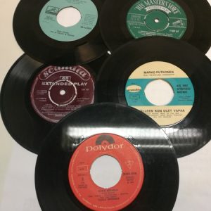 LP 5kpl sekalaisia Suomalais-artistien levyjä (K)