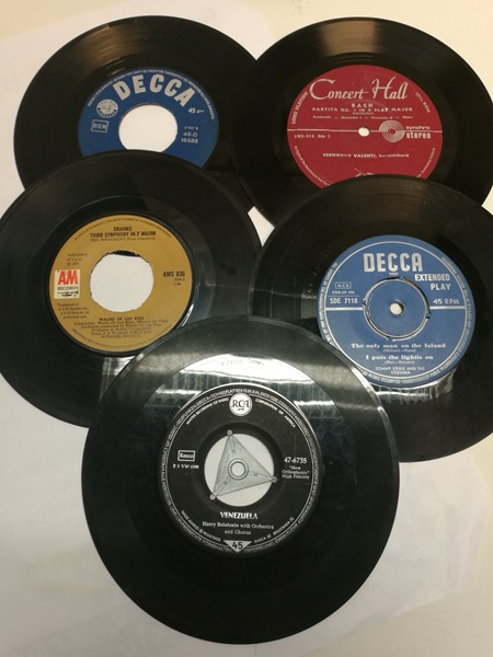 LP 5kpl sekalaisia ulkomaisien artistien levyjä (K)