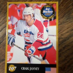 1995-1996 semic ice hockey cards Graig Janney