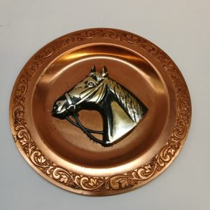 Kupari hevonen seinäkoristelautanen (K)