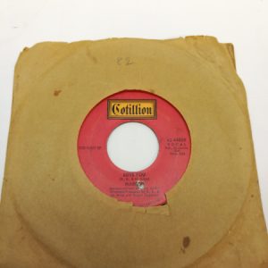 LP Single: Marble - Love you/The walls fell down (K)