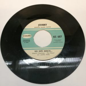 LP Single: Johnny, Jaakko Salon yhtye - Siis eipä huolta/Salainen hymy (K)