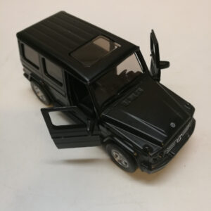Mercedes Benz G350d miniatyyrimalli/leluauto (K)
