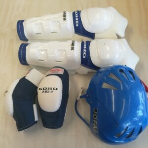 Nuorten jääkiekko-suojavarustepaketti (K)