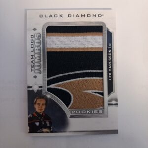 2023-24 UD Black Diamond Rookies Team logo JUMBOS Leo Carlsson