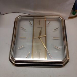 Commodore Quartz Seinäkello