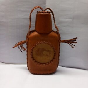 Metsästäjän taskumatti, nahka koristeltu