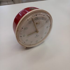 Junghans Trivox verettävä herätyskello