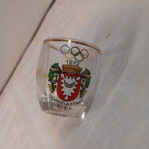Olympiastadt Kiel Munchen 1972 pieni matkamuisto lasikuppi